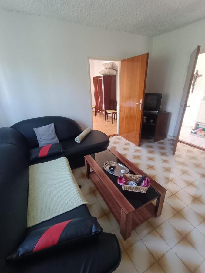 Tribunj Apartmani Exteriör bild