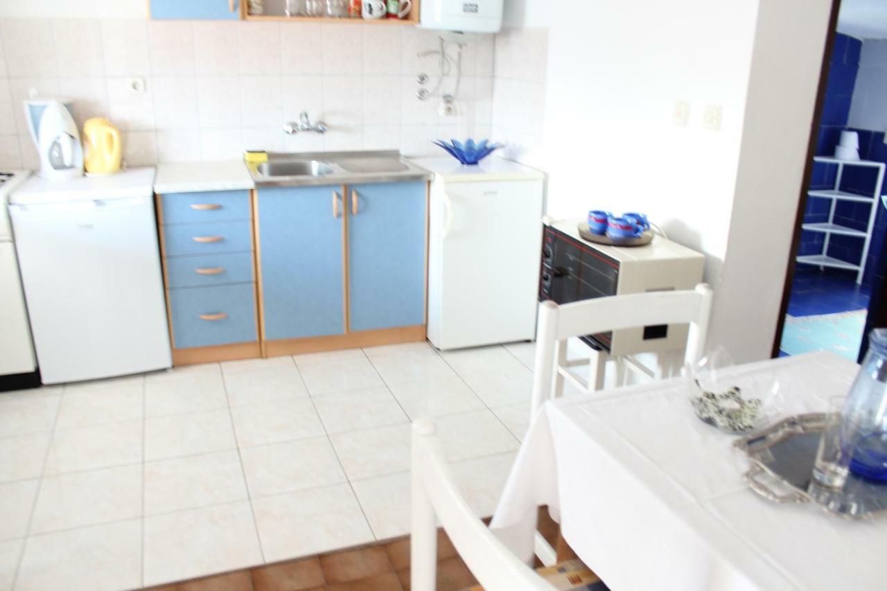 Tribunj Apartmani Exteriör bild