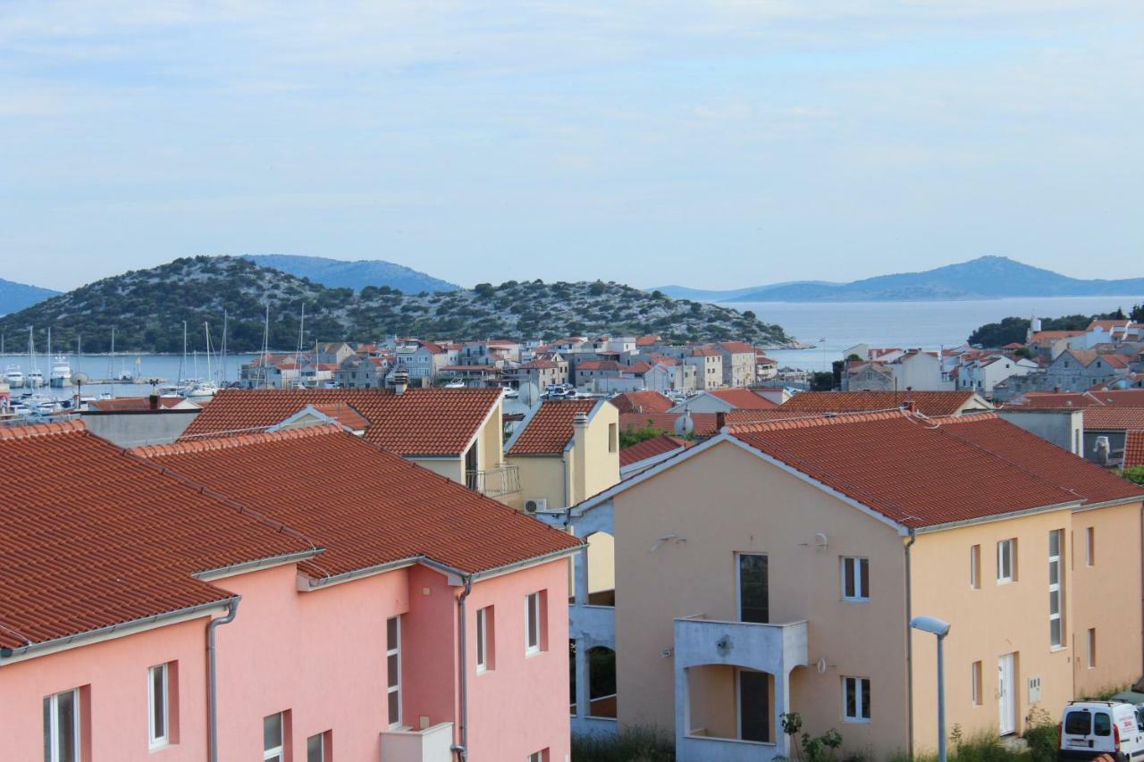 Tribunj Apartmani Exteriör bild