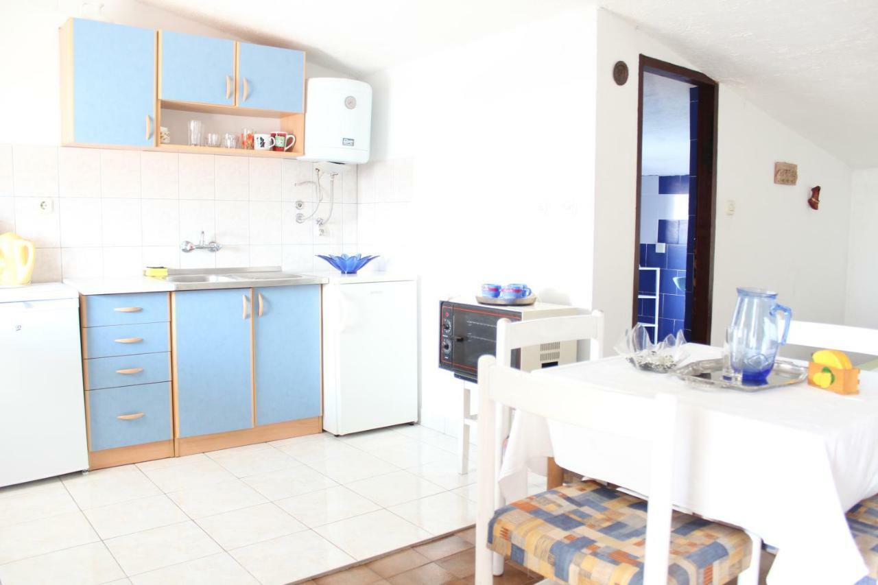 Tribunj Apartmani Exteriör bild